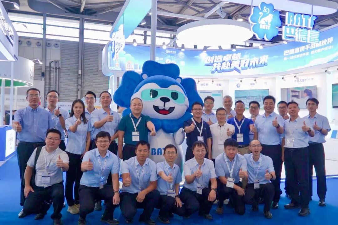 巴德富集团闪耀亮相2025中国国际涂料博览会，开展首日人气火爆！ 